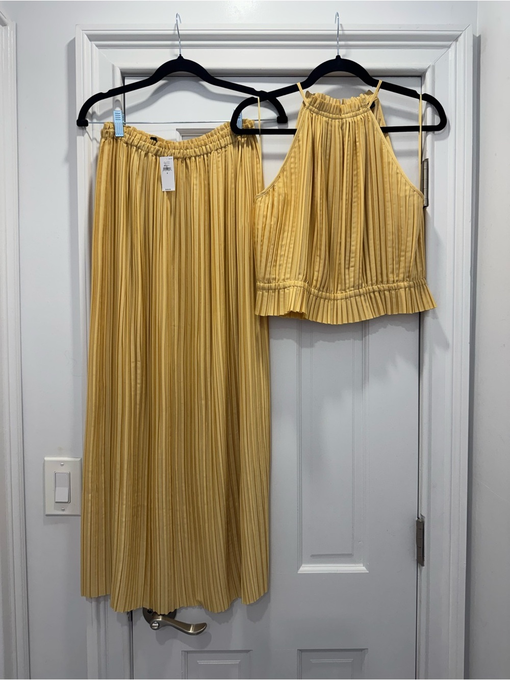 Banana Republic Pleated Maxi Skirt Set